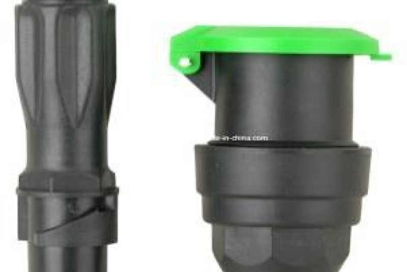 Zemné hadicové prí­pojky - hydranty / Hydrant